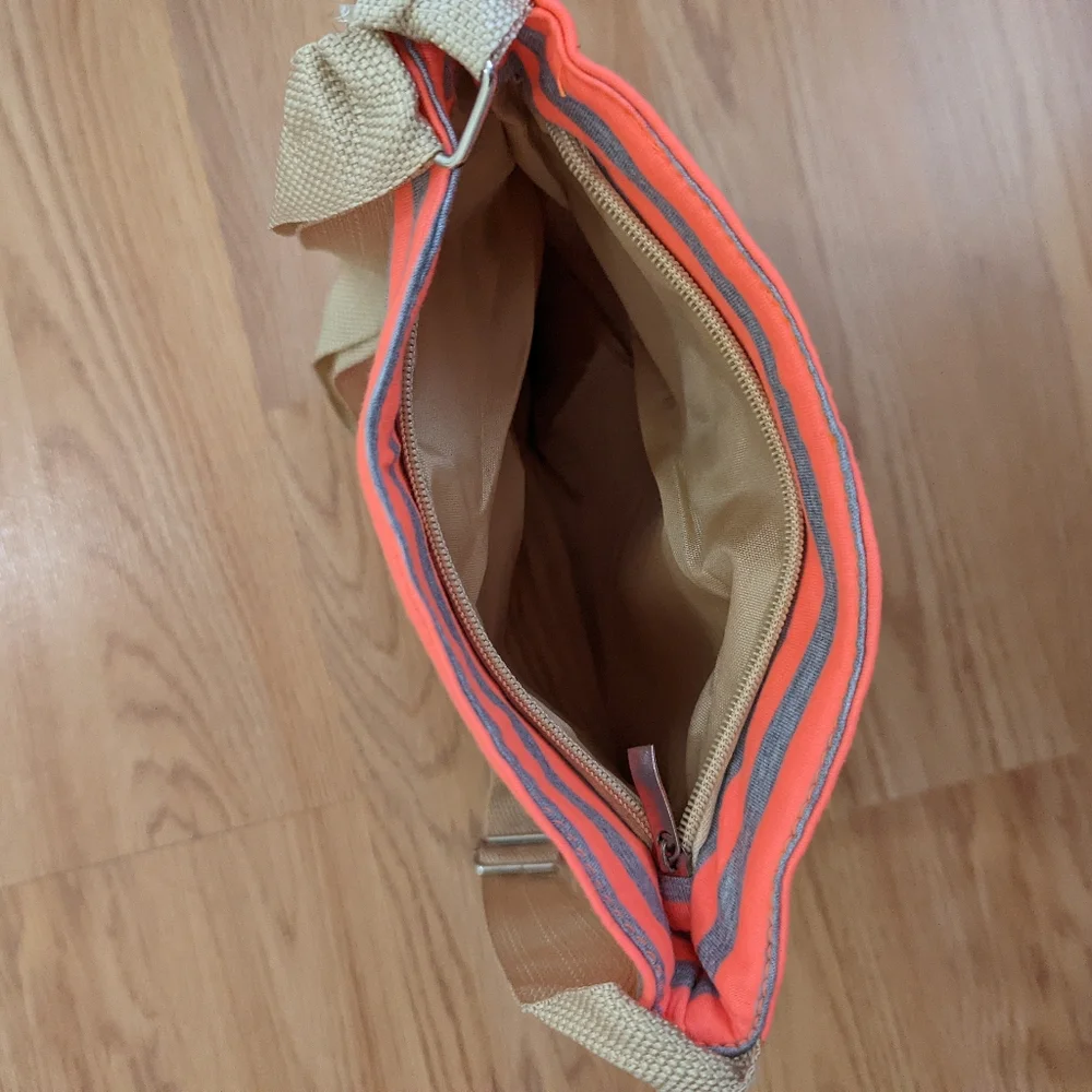 4/$20 Lightweight Small Bright Coral and Gray Crossbody Bag